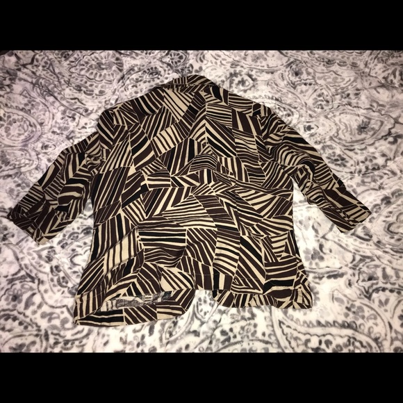 blouse - Picture 3 of 3